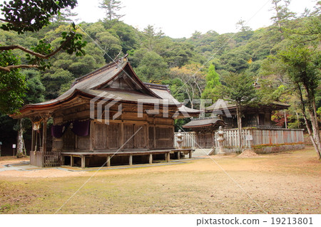 Ouchi valley shrine Ouchi valley shrine 19213801