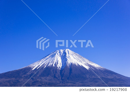 來自Asagirikogen的Tanuki湖的富士山 19217908