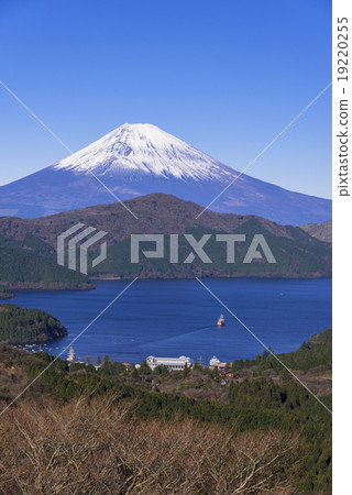 箱根大觀山的富士山和蘆之湖 箱根大觀山的富士山和蘆之湖 19220255