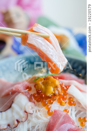 Sashimi set of fresh fish and seafood 19220579