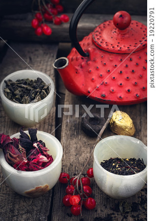 Varieties of tea 19220791