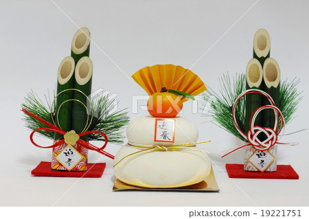 New Year decorative mirror cake New Year decorative mirror cake 19221751