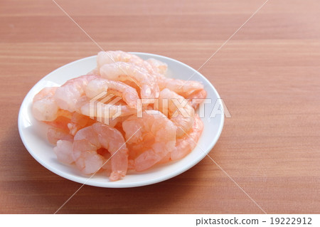 Peeled shrimp 19222912