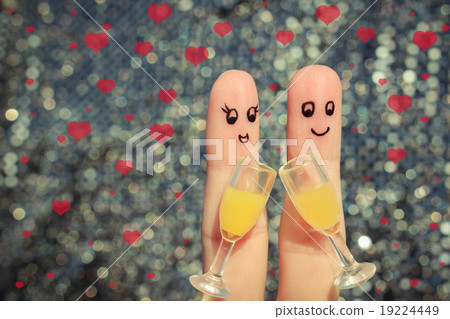 Finger art of a Happy couple. 19224449
