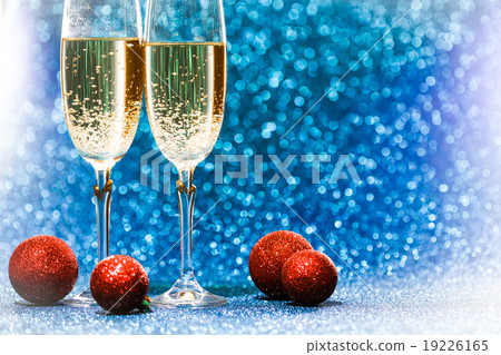 Two champagne glasses 19226165