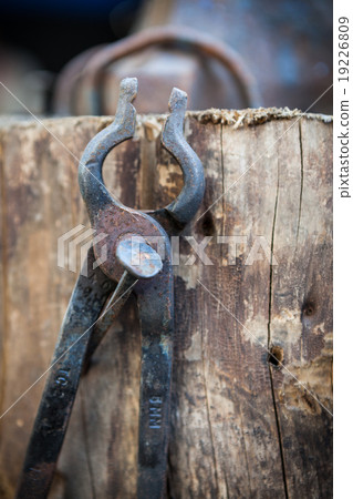 Worn old iron pliers Worn old iron pliers 19226809