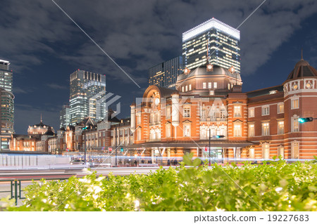 Tokyo Station Night view (As of November 19, 2015) 19227683