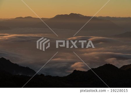 Sea of clouds of Shiga Kogen Sea of clouds of Shiga Kogen 19228015