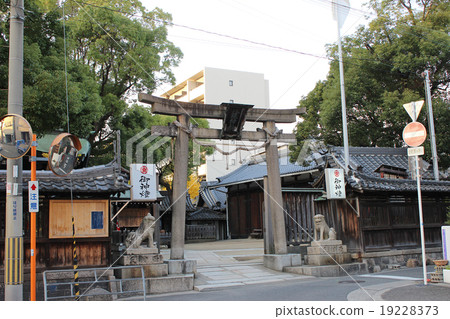 Ebiee Yasaka Shrine Torii /大阪府大阪市福島區 Ebiee Yasaka Shrine Torii /大阪府大阪市福島區 19228373