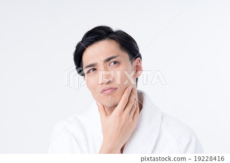 Men's beauty treatment salon 19228416