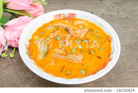 Panaeng curry is a type of Thai curry 19230924