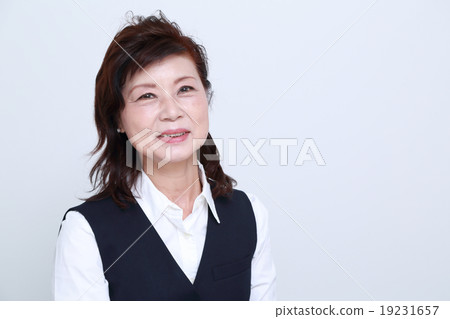 Working woman in her 60's 19231657