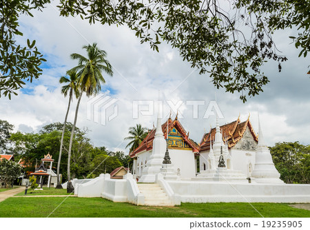 Ancient Thai temple in Thailand 19235905