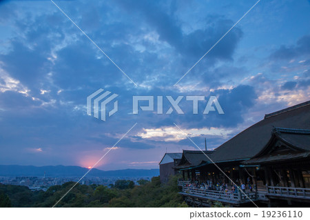 清水寺的黃昏 清水寺的黃昏 19236110