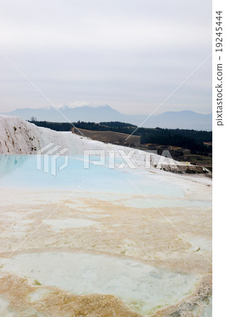 Turkish world heritage Pamukkale's lime shelf 19245444