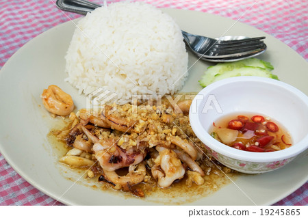 Fried squid garlic pepper with rice,Thai food 19245865