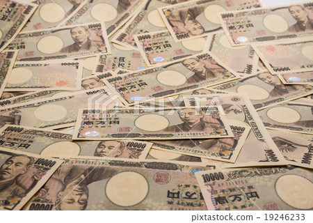 One hundred million yen 19246233