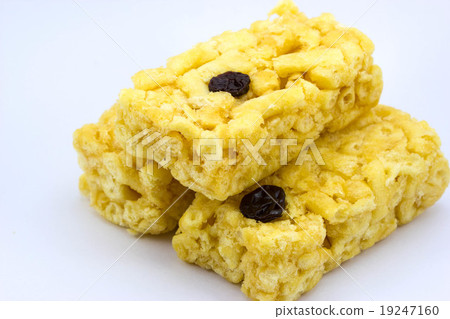 flour noodle cake 19247160