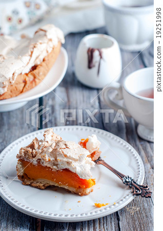 pumpkin pie with meringue pumpkin pie with meringue 19251998