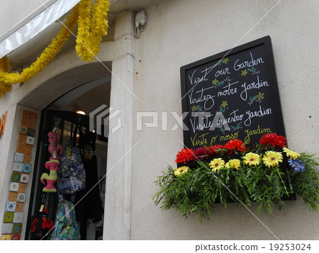 在里斯本的商店 19253024