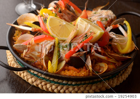 paella  19254903