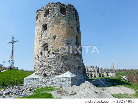 The ruins of a medieval castle. Powder tower. The ruins of a medieval castle. Powder tower. 19254996