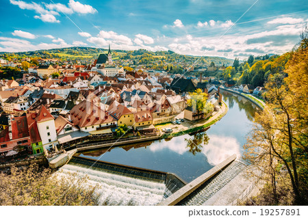 St. Vitus Church and cityscape Cesky Krumlov 19257891