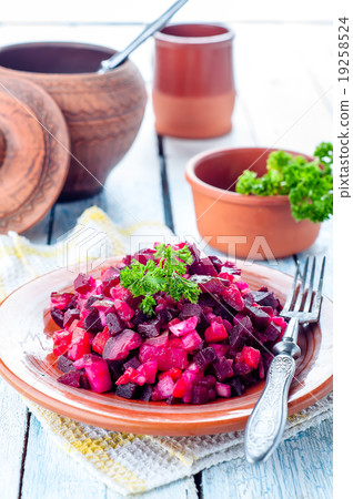 beetroot salad Vinegret 19258524