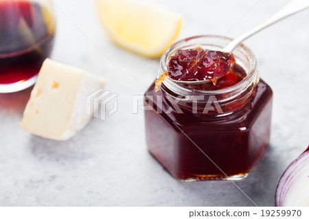 French cuisine Onion confiture, jam with lemon 19259970