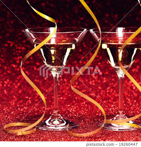 two glasses of champagne ready for christmas 19260447