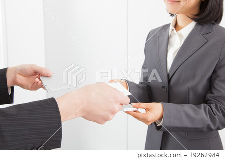 Business scene Business card exchange Greeting first meeting Business scene Business card exchange Greeting first meeting 19262984