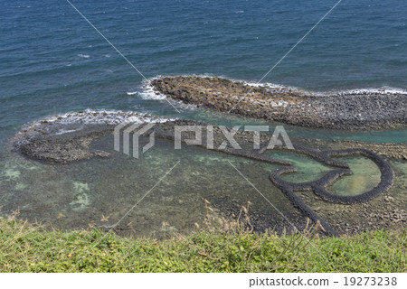 Taiwan Penghu Islands Shichijima dual core stones 19273238
