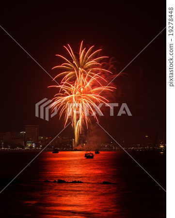 Pattaya International Fireworks Festival 19278448
