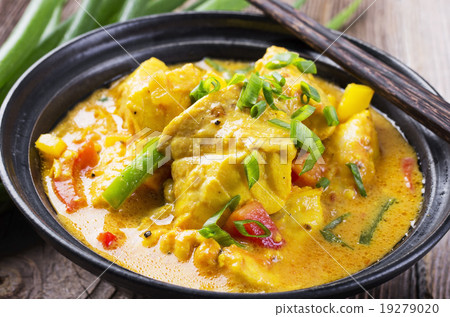 fish curry 19279020