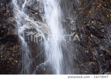 Genji's Falls: Falling 18 M: Kano City Kurashi: Kanon Hakkei No.3 19279947