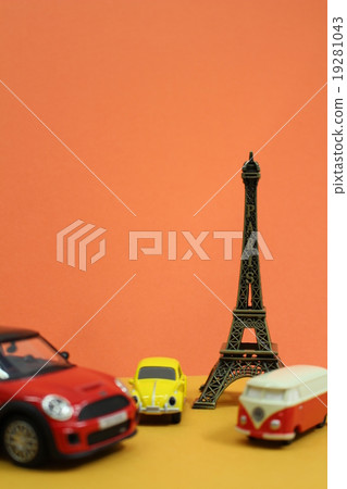 The Eiffel Tower and the car The Eiffel Tower and the car 19281043