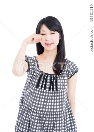  穿著睡衣的女人 19281119