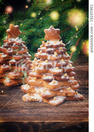gingerbread christmas tree gingerbread christmas tree 19285901