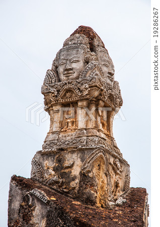 Thai Temple 19286267