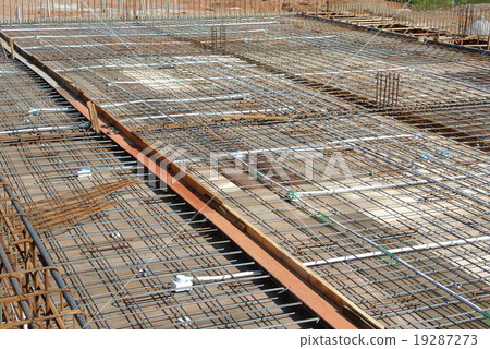 Floor slab reinforcement bar on timber form work Floor slab reinforcement bar on timber form work 19287273