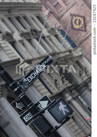 Wall st. street sign, New York, USA. Wall st. street sign, New York, USA. 19287925