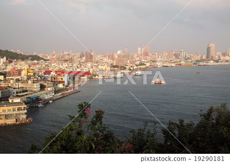 Taiwan Kaohsiung Takao City and Fujitsu connecting ship 19290181