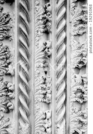 details and ornaments column of church details and ornaments column of church 19291068