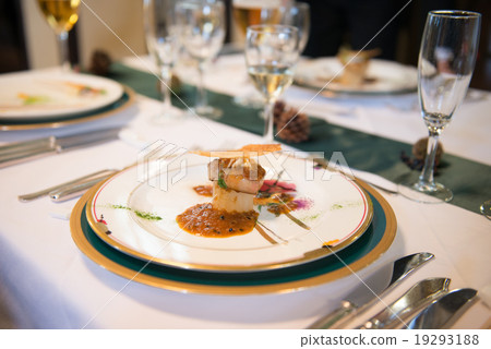 Christmas dinner 19293188