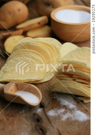 fresh potatoes with potato chips fresh potatoes with potato chips 19295175