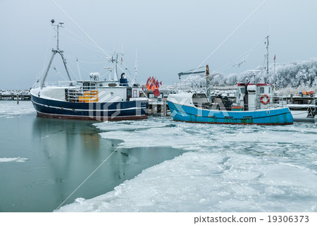 Fishing boats in the port Fishing boats in the port 19306373