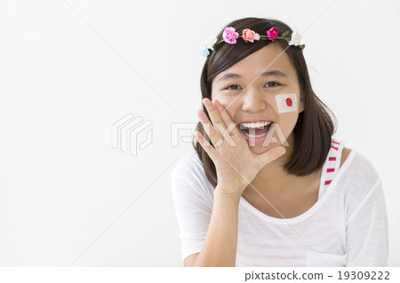 一個發聲的女孩 19309222