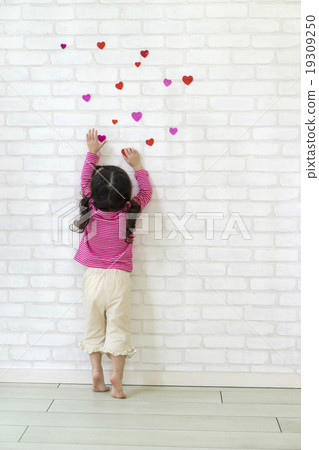 Girls reaching for the heart Girls reaching for the heart 19309250