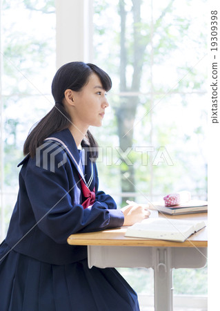 初中生學習 19309398