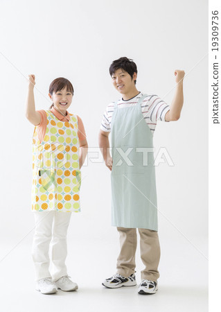 A nursery teacher who plays guts pose 19309736